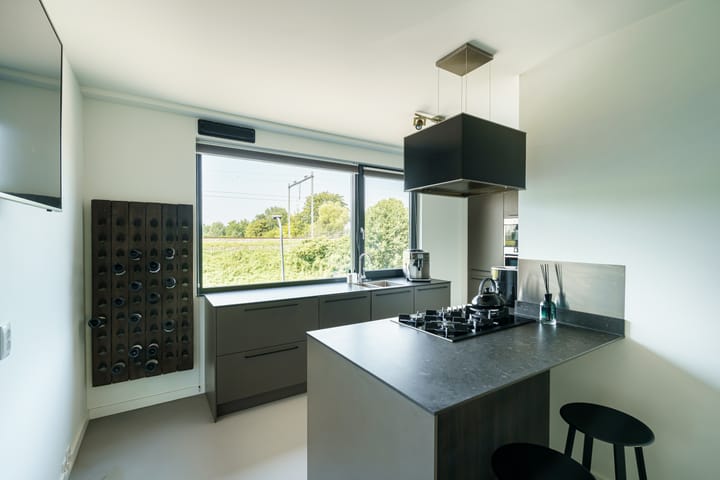 Photo 11 of Pieter van Musschenbroekstraat 221