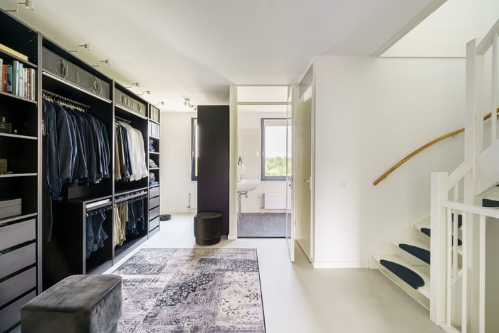 Photo 19 of Pieter van Musschenbroekstraat 221