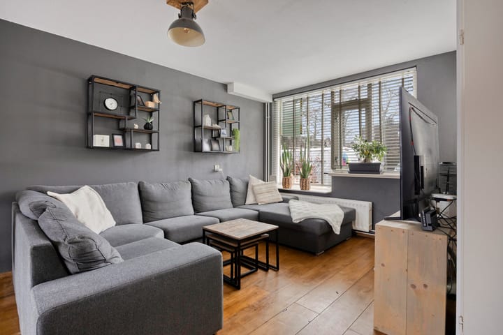 Foto 11 van Boterbloem 137