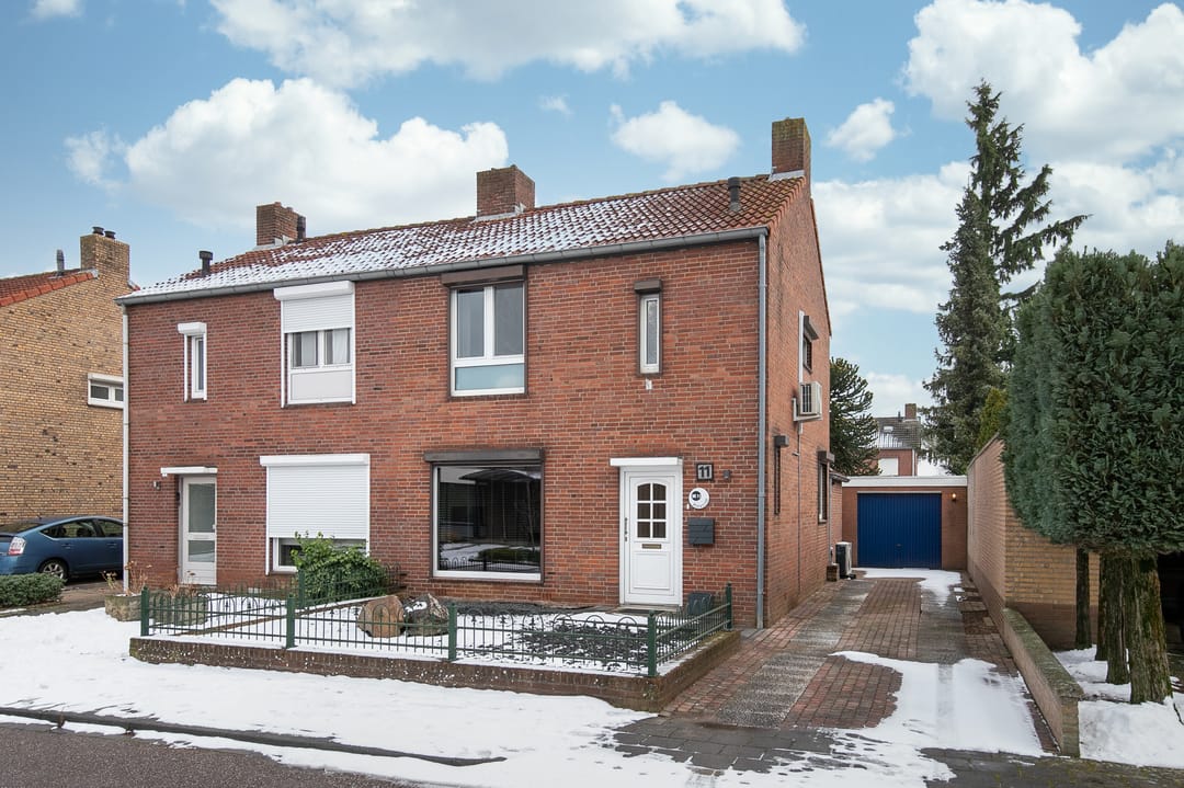 Foto 1 van Bernhardstraat 11