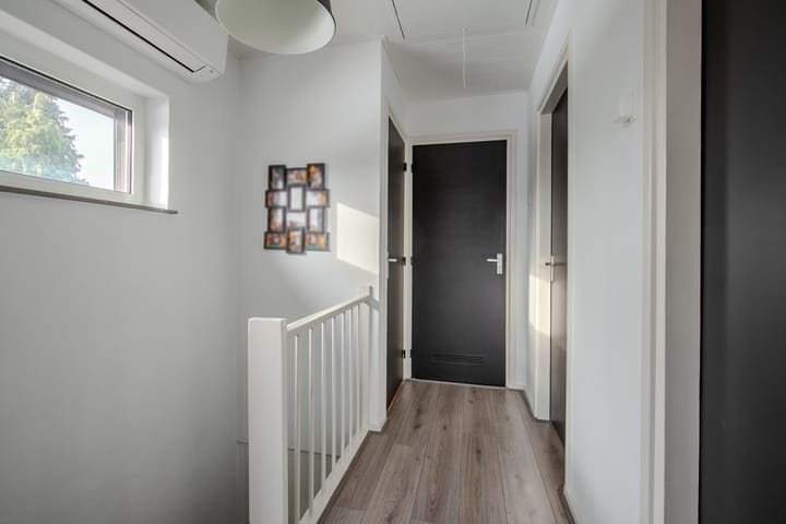 Foto 13 van Bernhardstraat 11