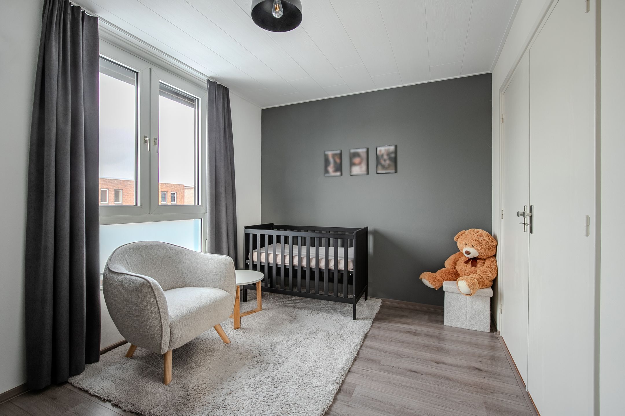 Foto 15 van Bernhardstraat 11