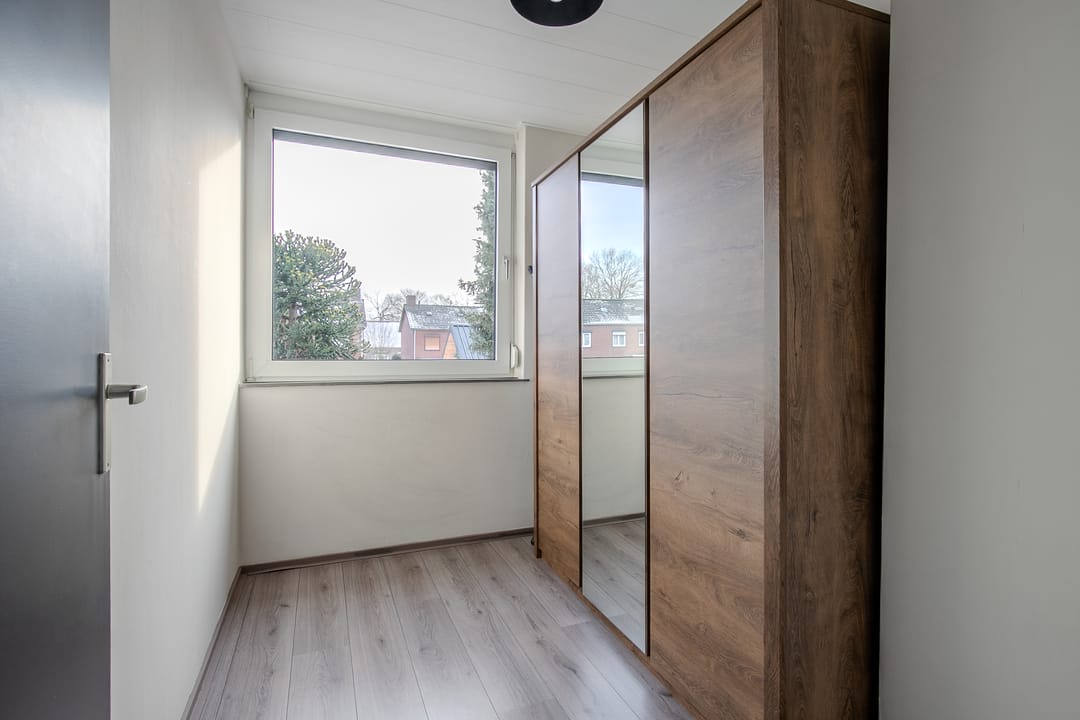 Foto 16 van Bernhardstraat 11