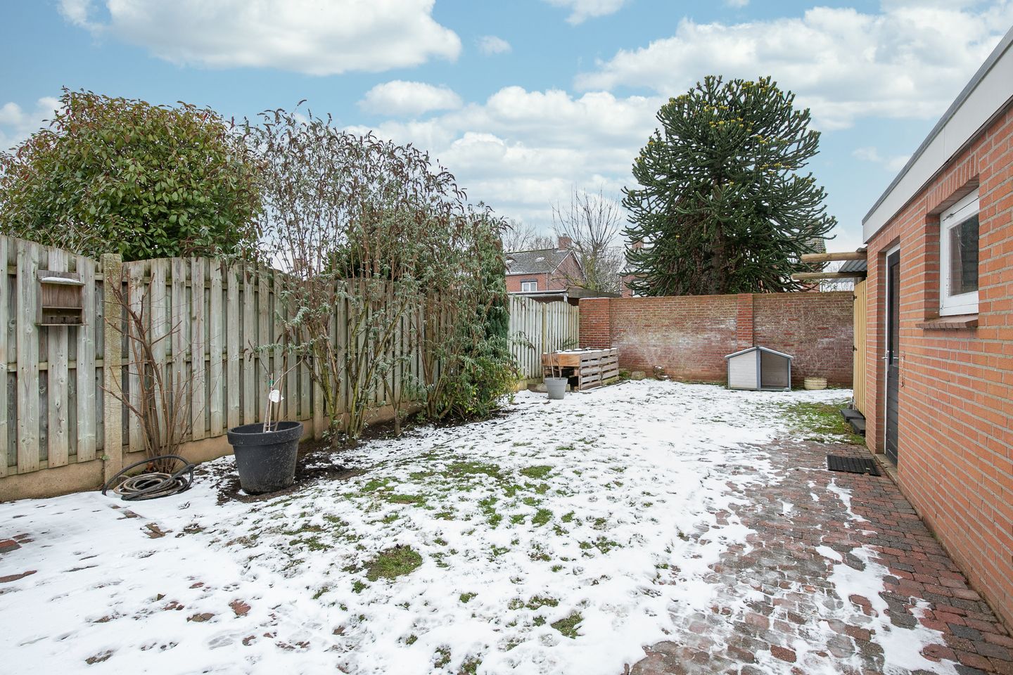 Foto 19 van Bernhardstraat 11