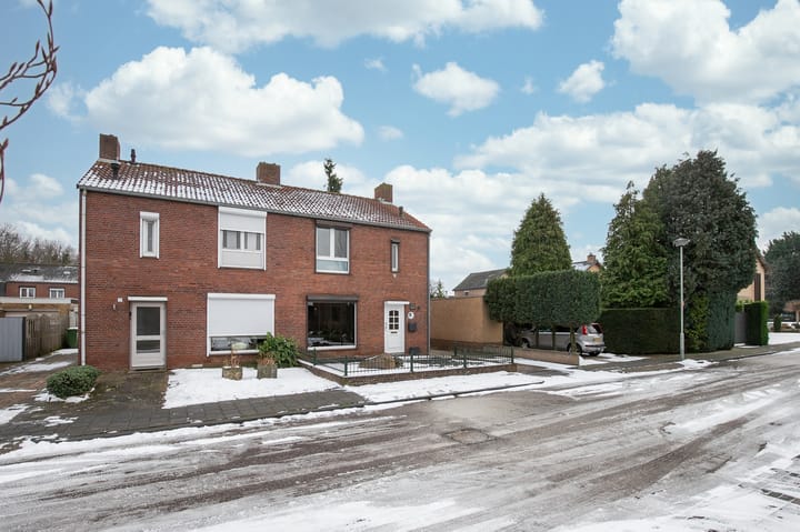 Foto 24 van Bernhardstraat 11