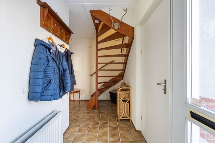 Photo 6 of Castor 7-B