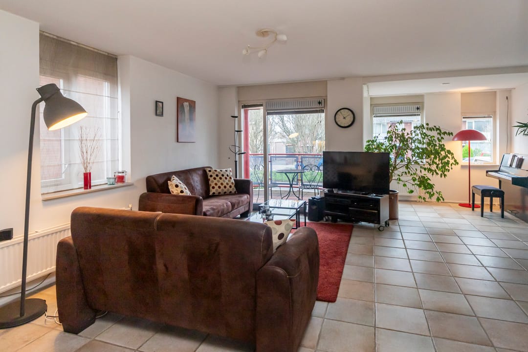 Foto 13 van Burgemeester Kampschöerstraat 10-B