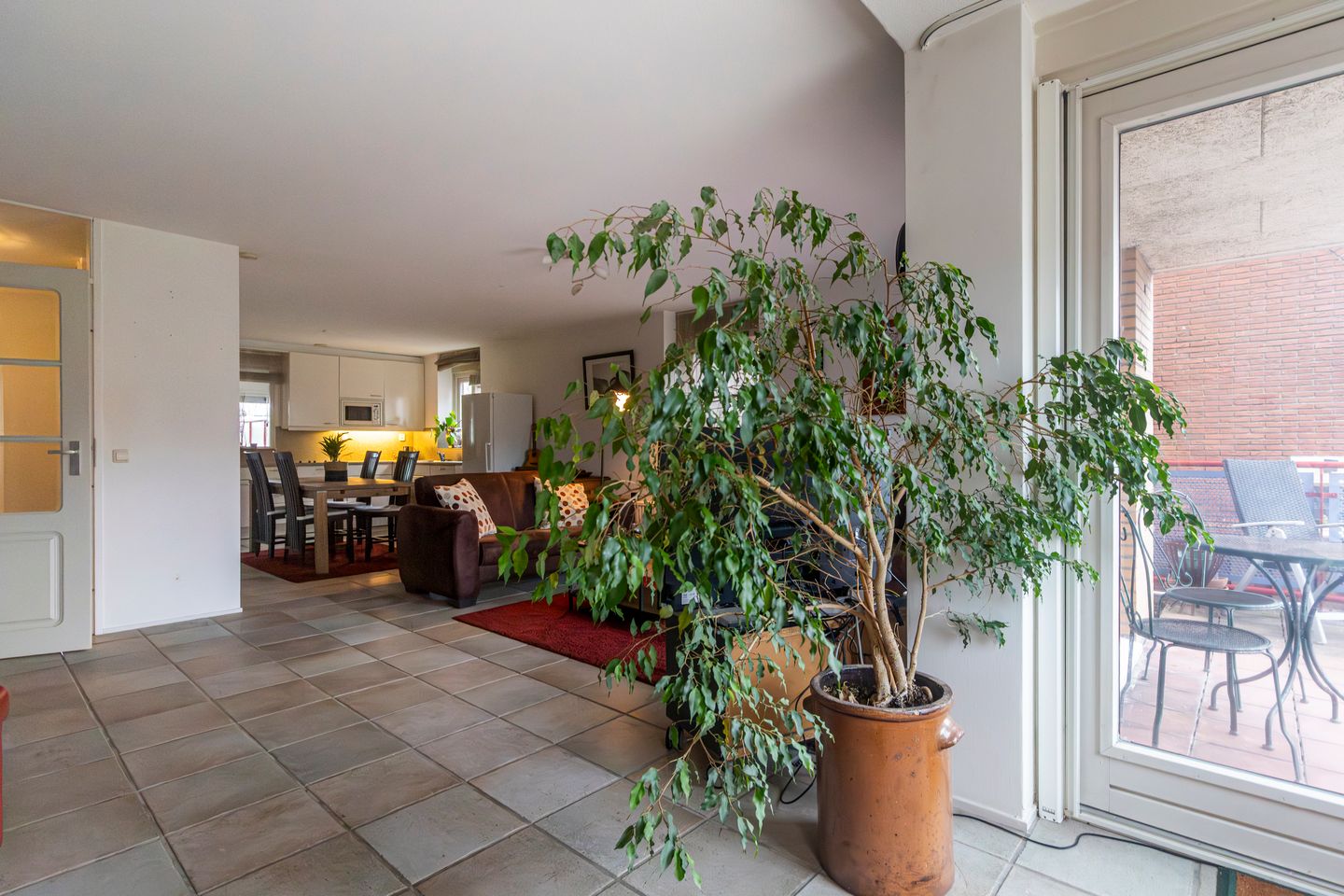 Foto 20 van Burgemeester Kampschöerstraat 10-B