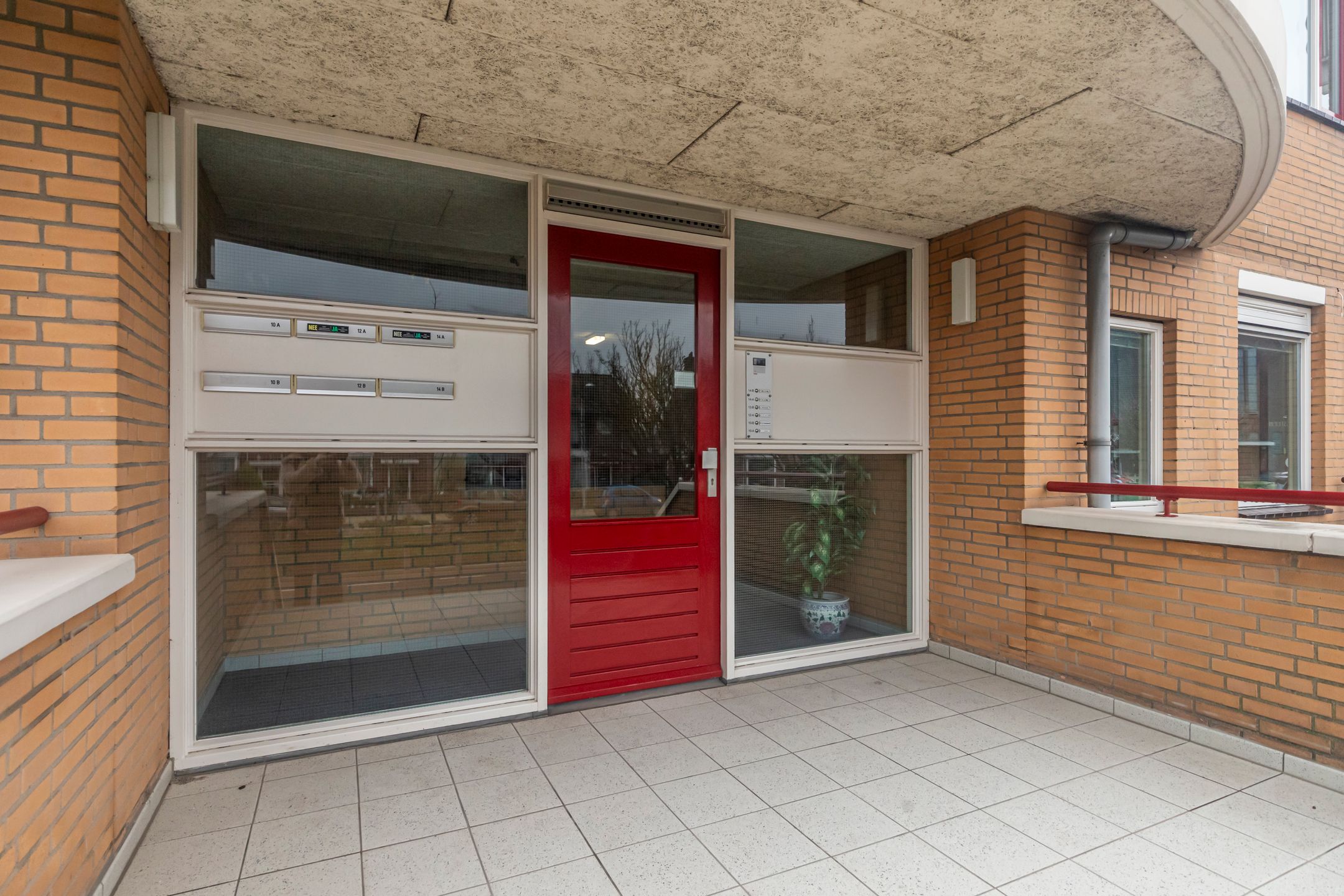 Foto 39 van Burgemeester Kampschöerstraat 10-B