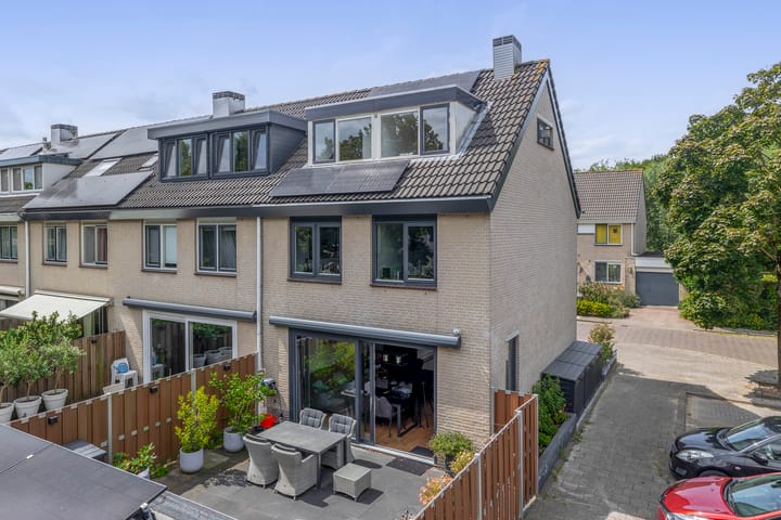 Foto 33 van Clara Wichmannstraat 27