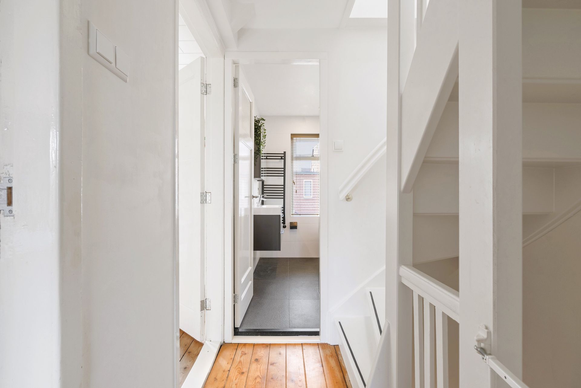 Photo 18 of Dr. Schaepmanstraat 81