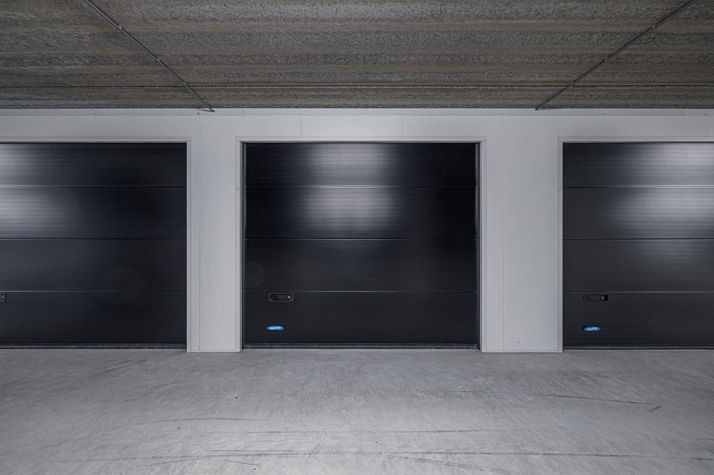 View photo 1 of Industrieweg 69-112