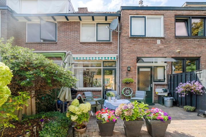 Foto 32 van Oranjeboomstraat 11