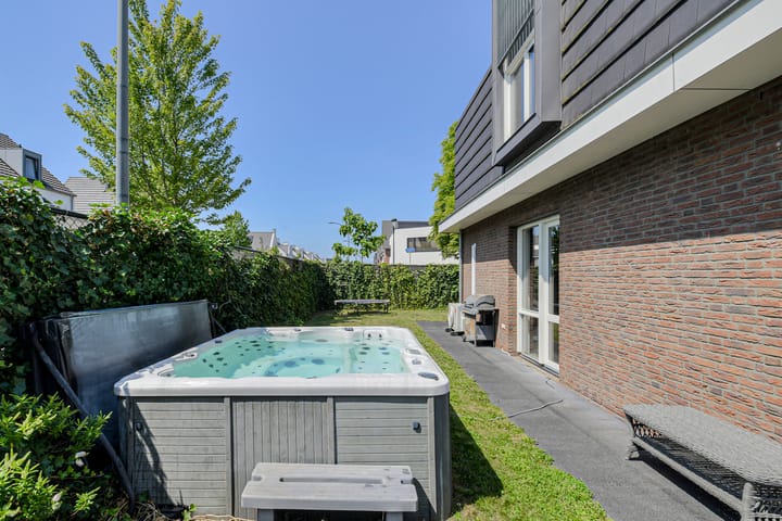 Photo 36 of Herweg 2