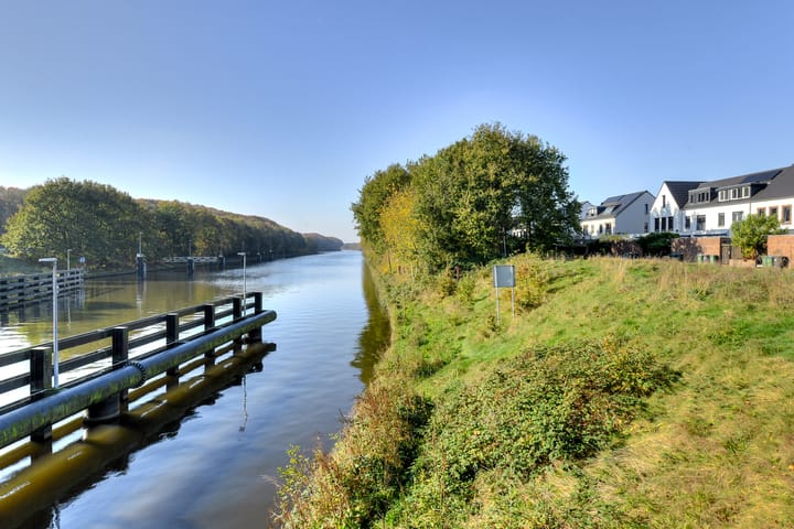 Photo 39 of Herweg 2