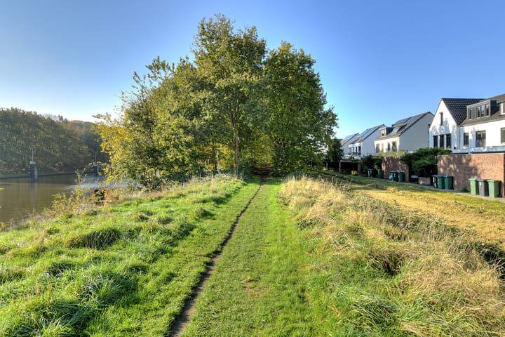 Photo 40 of Herweg 2