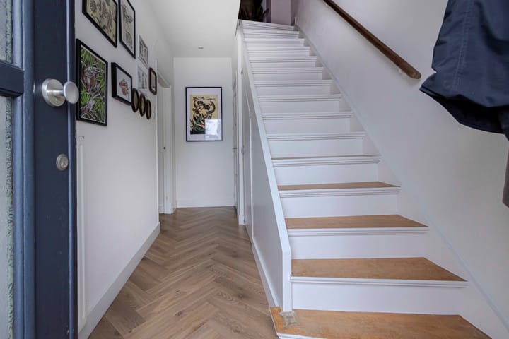 Photo 5 of Bredastraat 11