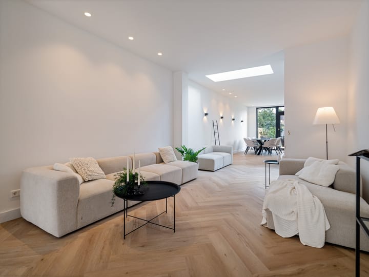 Foto 8 van Rijksweg Zuid 107-A