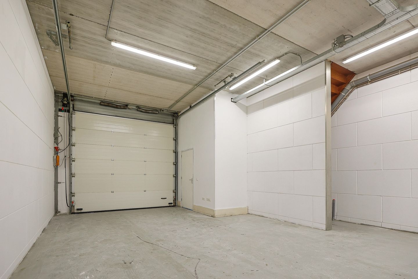 View photo 3 of Venserweg 1-K