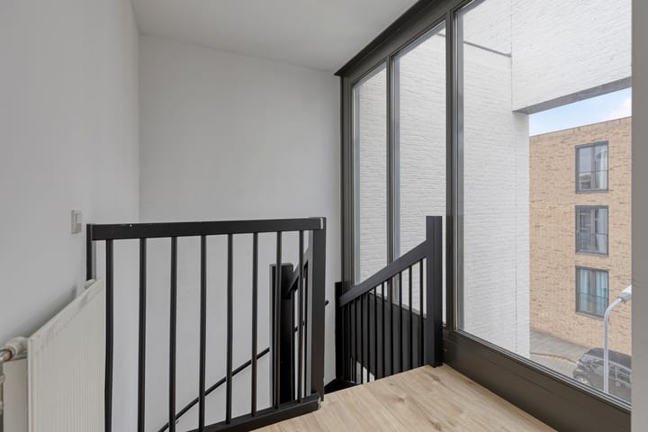 Foto 13 van Voltastraat 148