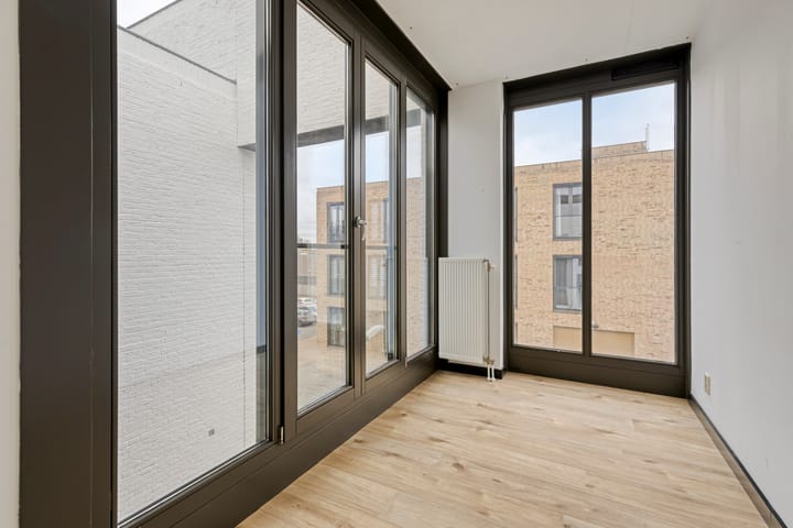 Foto 16 van Voltastraat 148