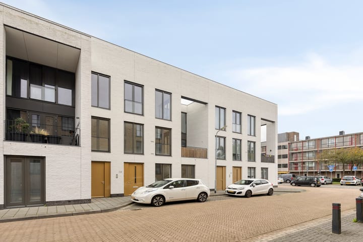 Foto 22 van Voltastraat 148