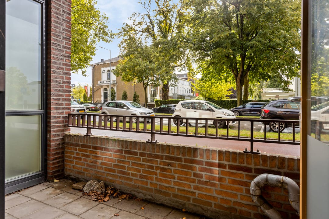 Photo 7 of Burgemeester Knappertlaan 14