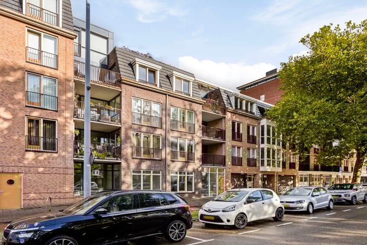 Foto 15 van Burgemeester Knappertlaan 14