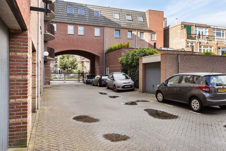 Foto 17 van Burgemeester Knappertlaan 14