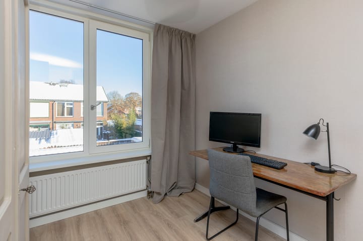 Photo 26 of Van Kinschotstraat 27