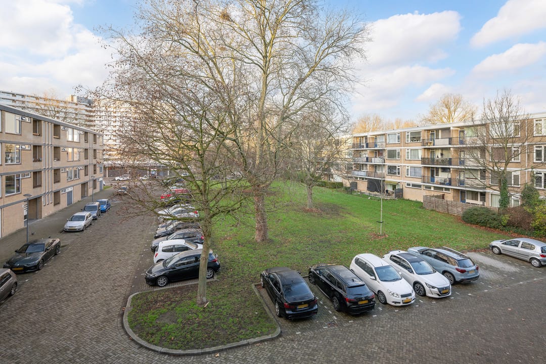 Photo 22 of Rossinistraat 12