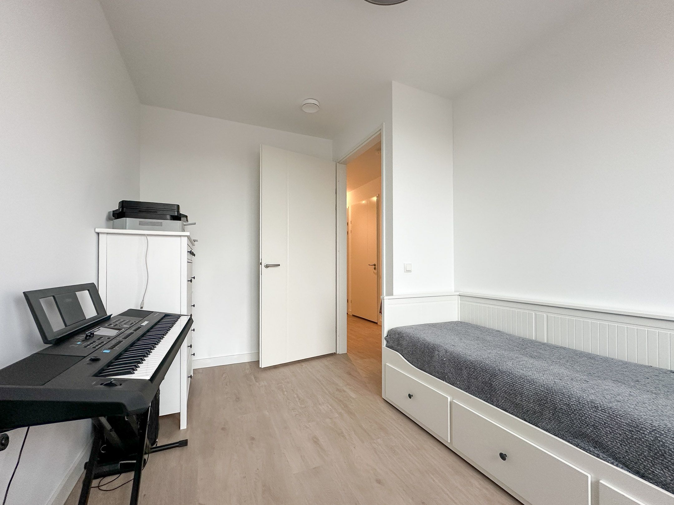 Foto 12 van Madridstraat 90-K