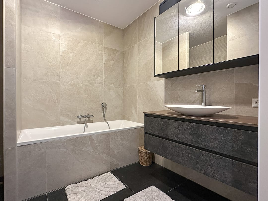 Foto 13 van Madridstraat 90-K