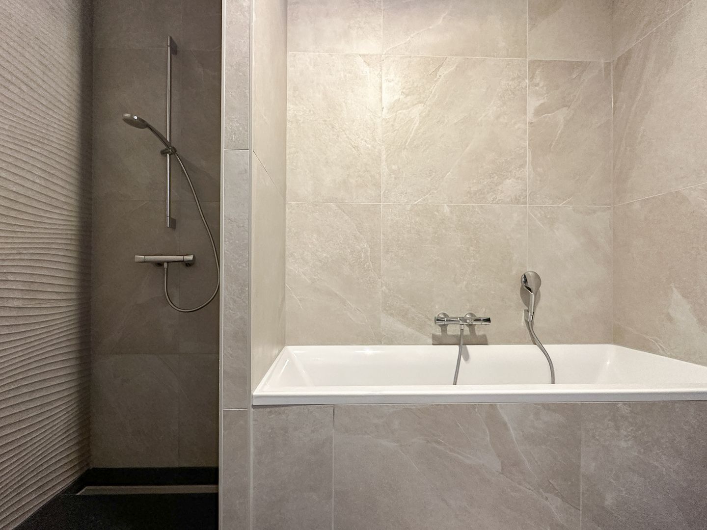 Foto 14 van Madridstraat 90-K