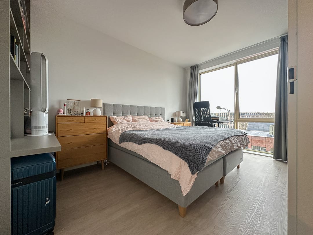 Foto 16 van Madridstraat 90-K