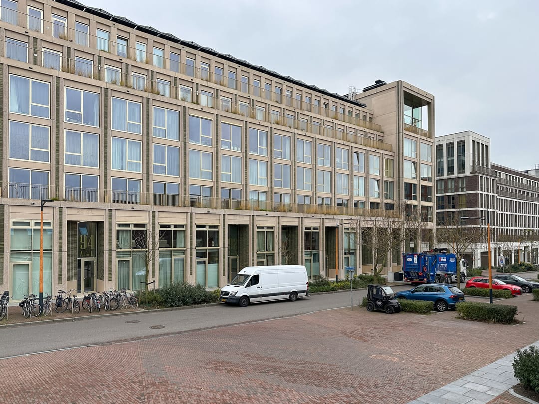 Foto 22 van Madridstraat 90-K