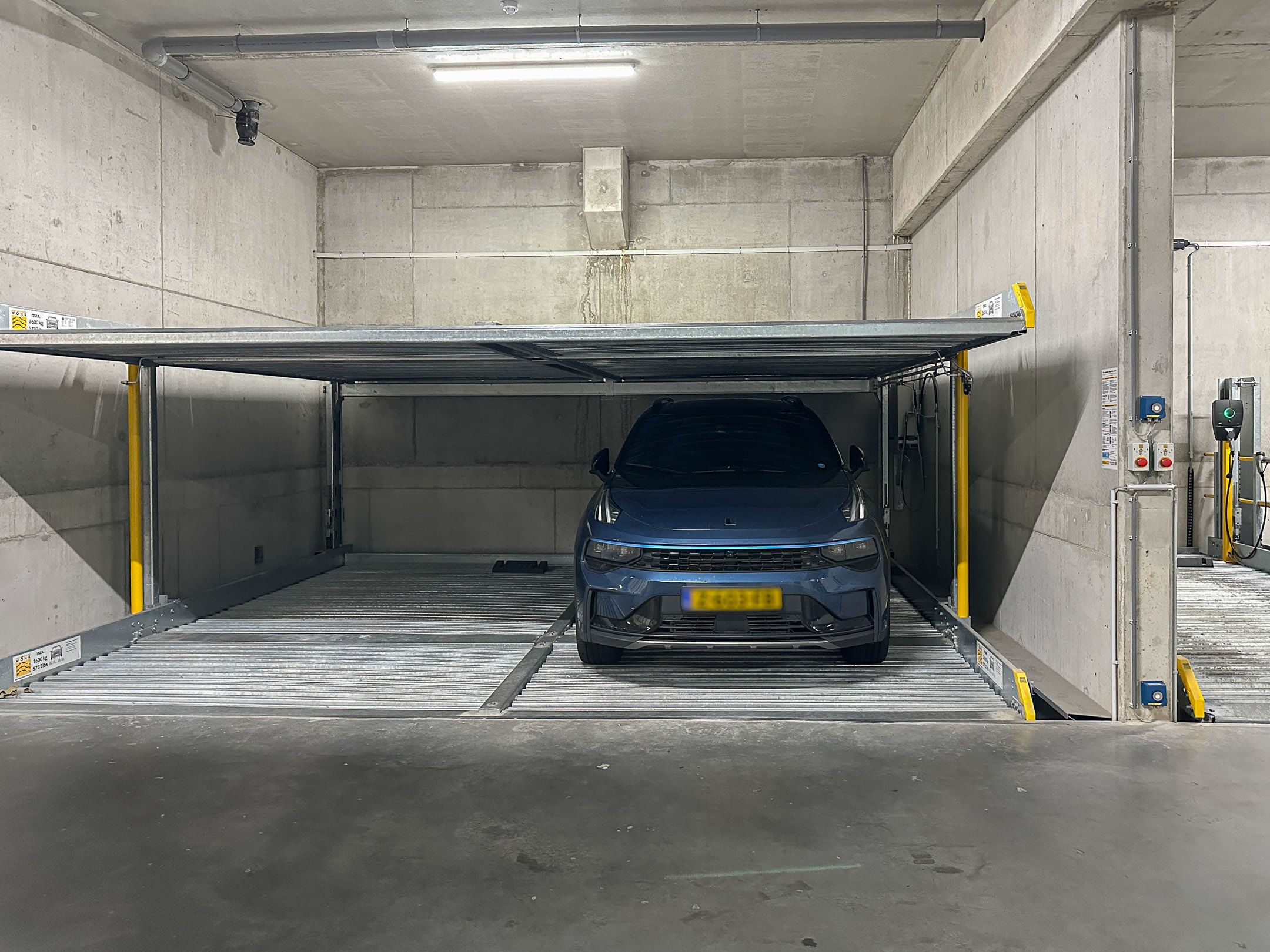 Foto 24 van Madridstraat 90-K