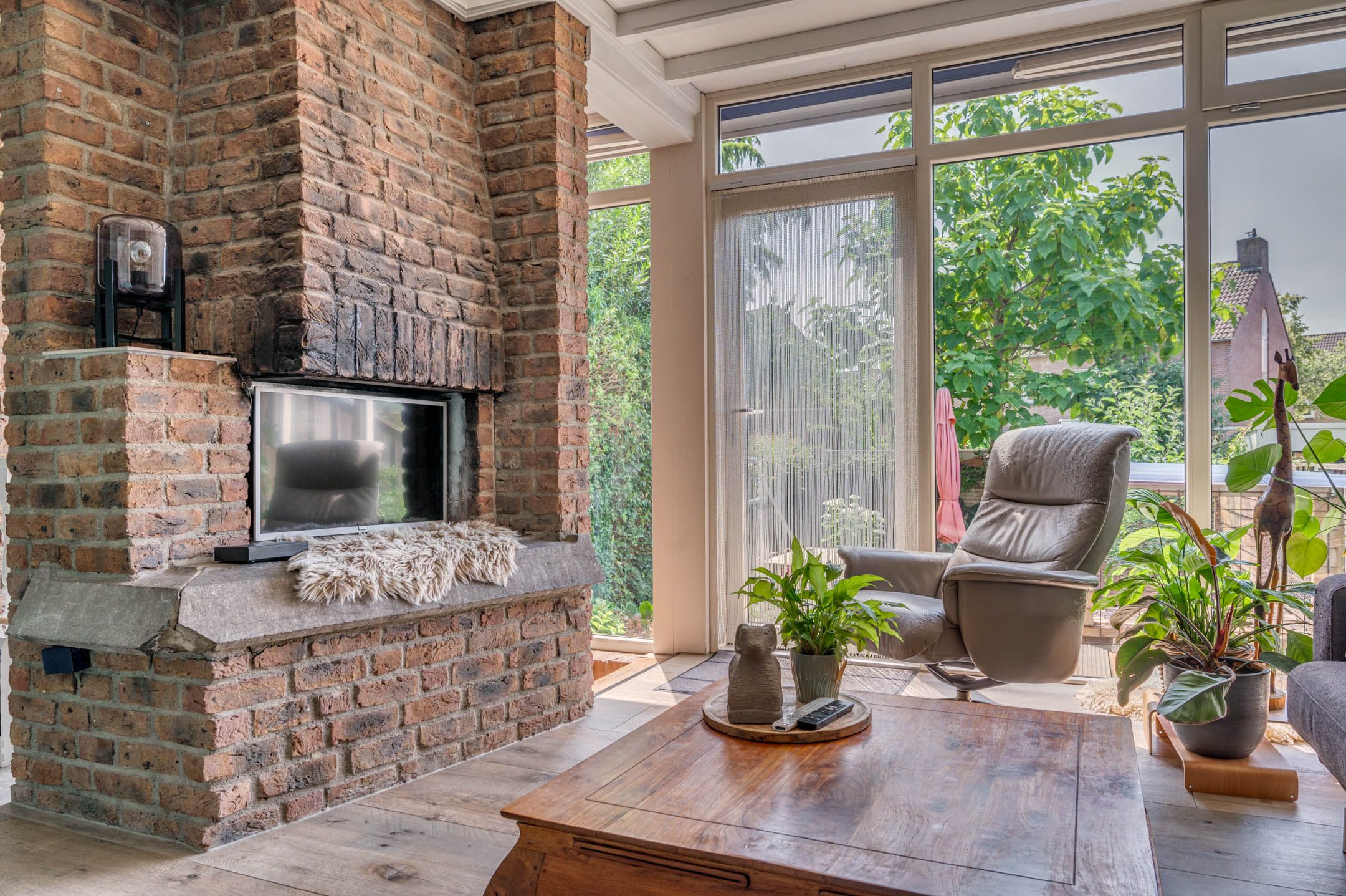 Foto 15 van Bisschop Schrijnenstraat 36