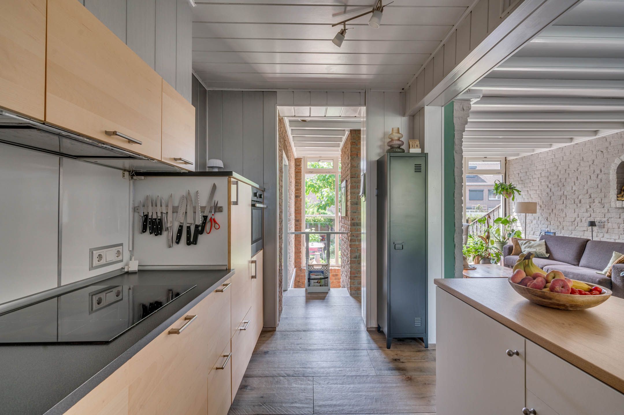 Foto 21 van Bisschop Schrijnenstraat 36