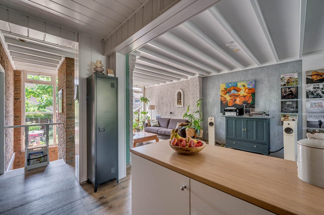 Foto 23 van Bisschop Schrijnenstraat 36