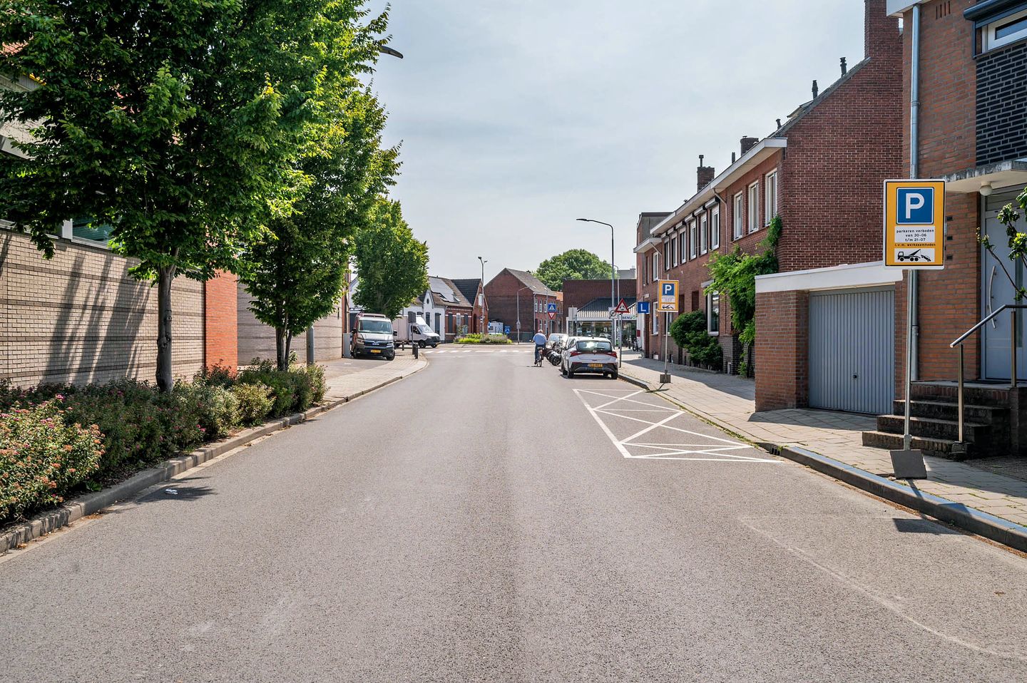 Foto 49 van Bisschop Schrijnenstraat 36