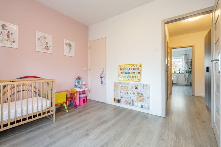 Foto 12 van Van Linschotenlaan 316