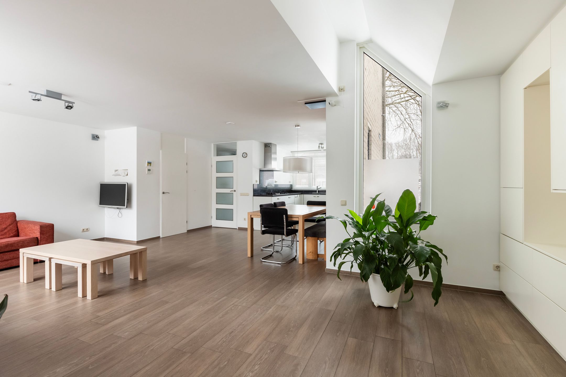 Photo 6 of Van Brerostraat 2