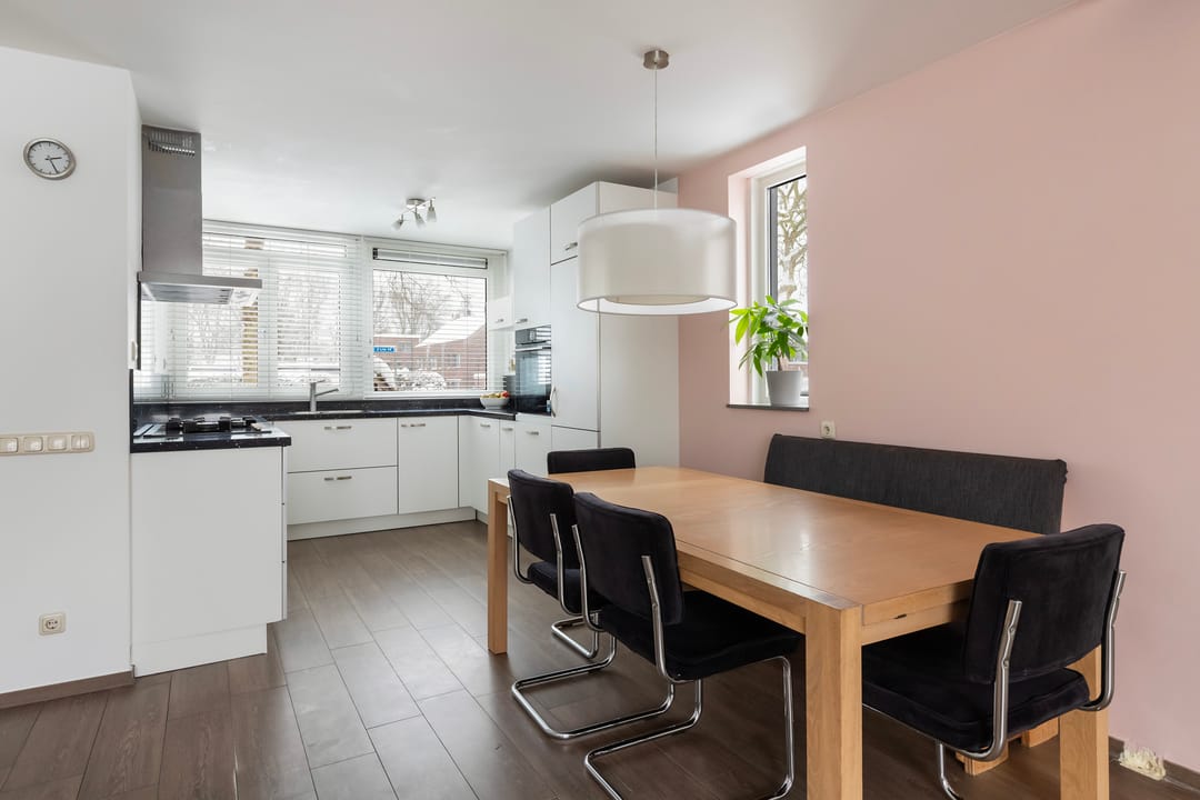 Photo 11 of Van Brerostraat 2