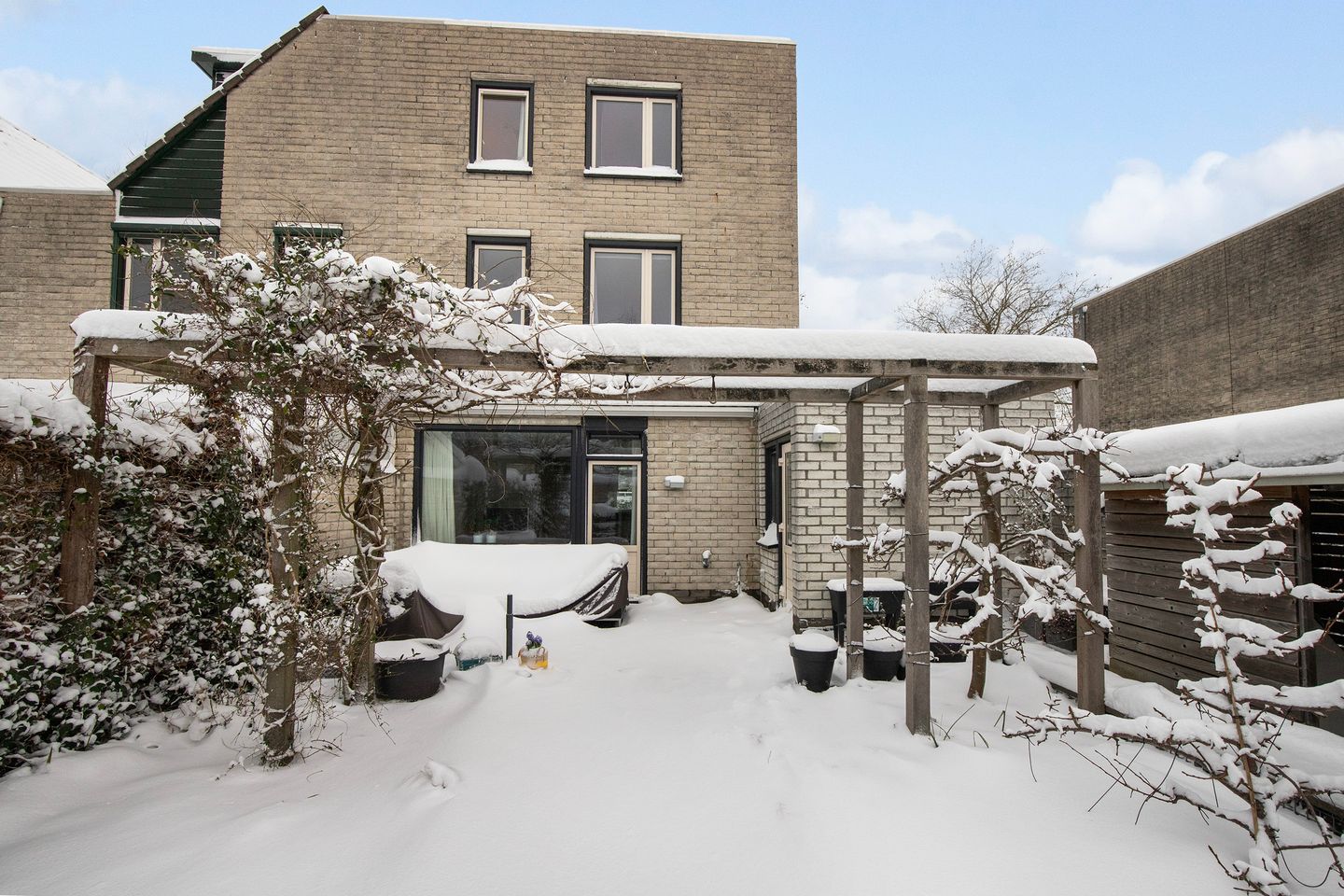 Photo 19 of Van Brerostraat 2