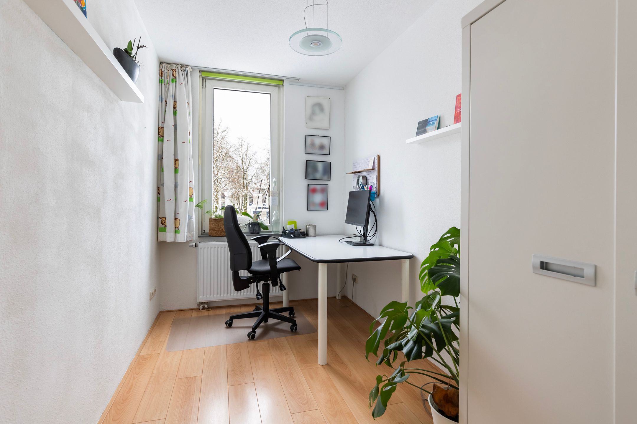 Photo 24 of Van Brerostraat 2