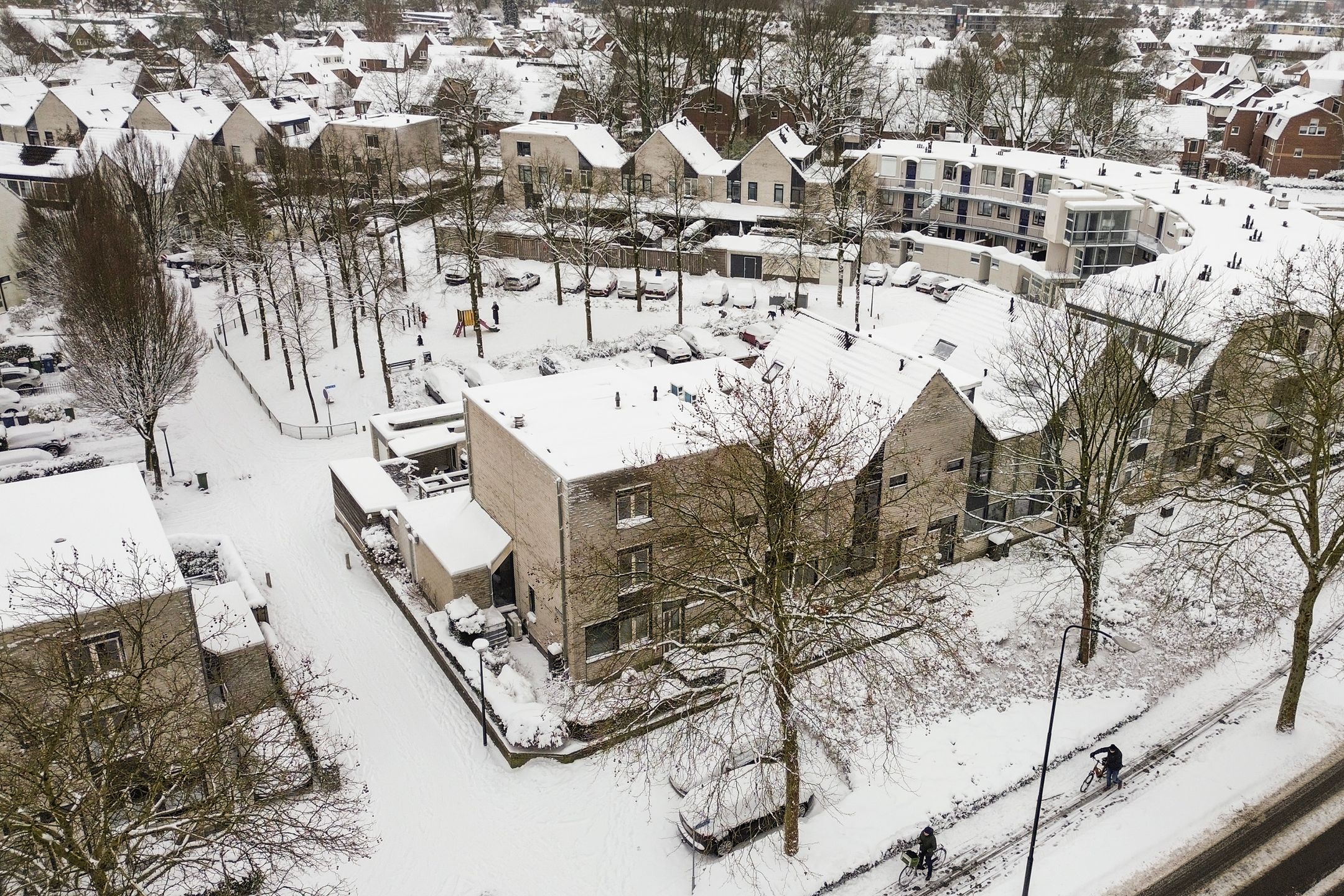 Photo 39 of Van Brerostraat 2