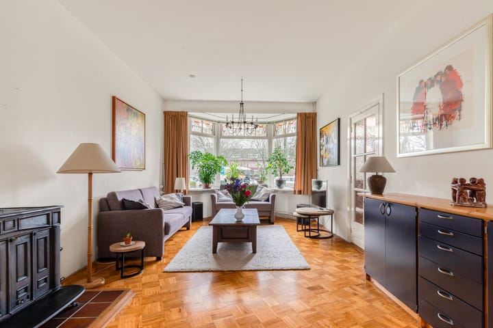 Foto 12 van Planetenplein 17