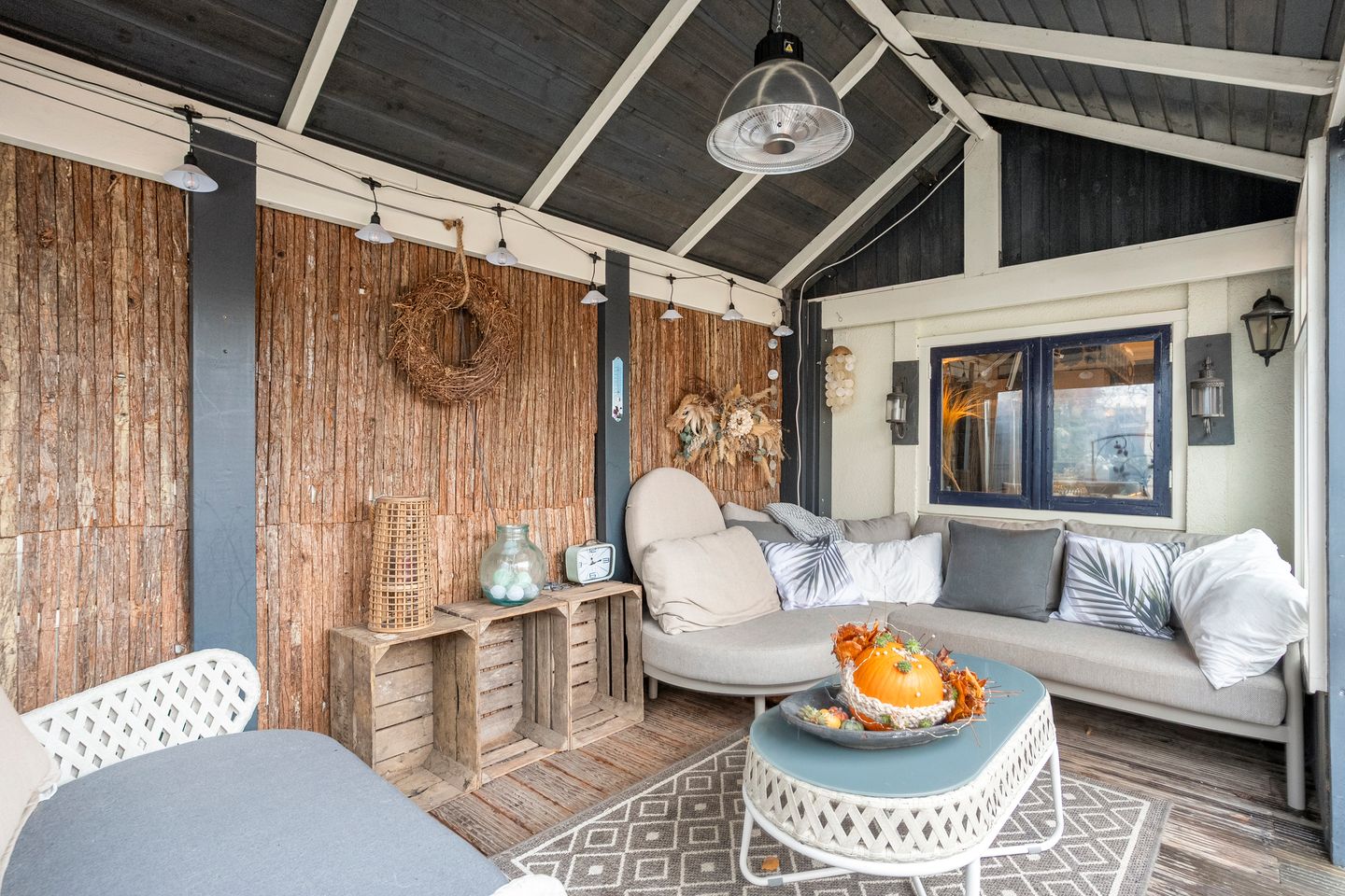 Photo 34 of Wethouder E. van Dronkelaarplein 8