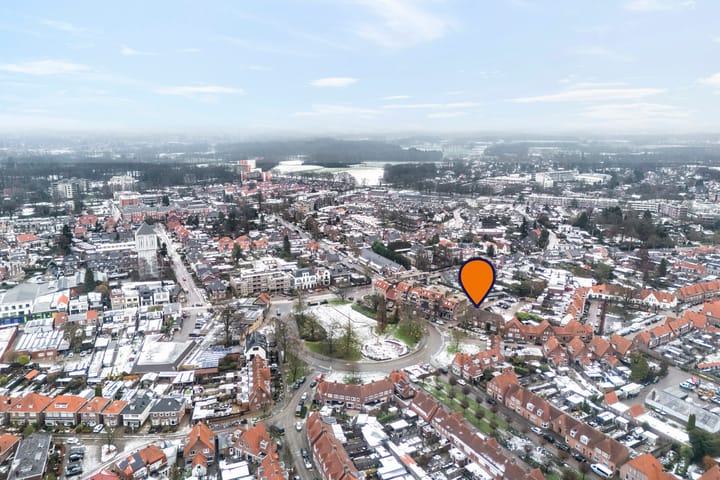 Foto 40 van Wethouder E. van Dronkelaarplein 8